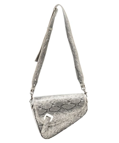 EMODA（エモダ）の「アシンメトリーボディショルダーバッグ（ショルダーバッグ・レディース・その他/ブラック・FREE）」の4枚目の写真