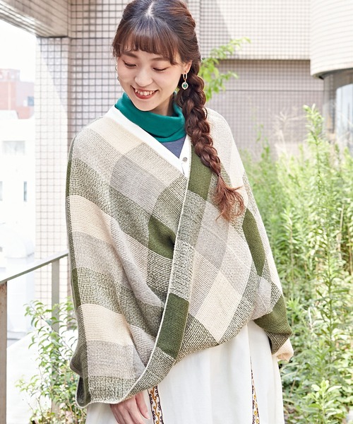 チャイハネ（チャイハネ）の「【チャイハネ】チェック柄スヌード（ネックウォーマー/スヌード・レディース・ネイビー/カーキ/オレンジ/レッド/マスタード/グリーン/ピンク/ブラック/ターコイズブルー/グリーン系その他/イエロー/ダークグリーン/ブラック×ホワイト/レッド系その他/パープル・FREE）」の4枚目の写真