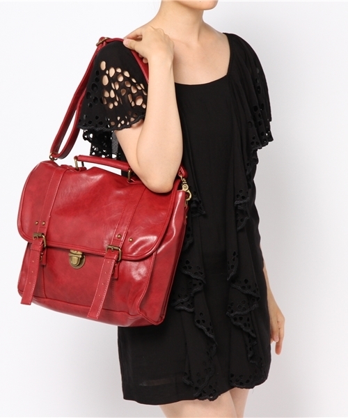 one after another NICE CLAUP（ワンアフターアナザーナイスクラップ）の「【ナイスクラップ】Ａ４リュック　109920060（ショルダーバッグ・レディース・ブラック/ブラウン/レッド・FREE）」の13枚目の写真