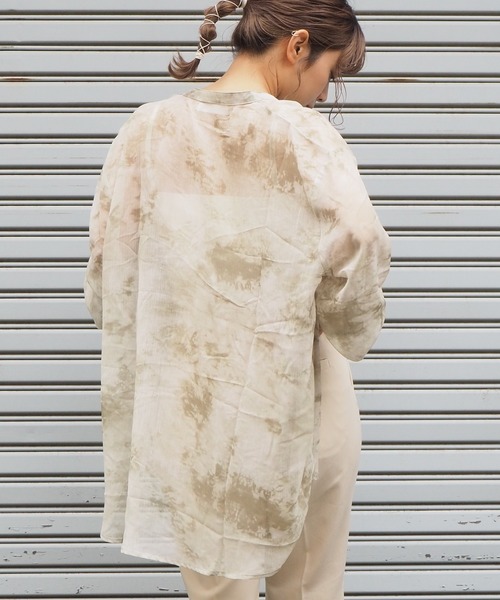 tiptop（ティップトップ）の「2020SS　タイダイ柄シアーバンドカラーシャツ（シャツ/ブラウス・レディース・ベージュ/ブルー/グリーン/アイボリー・FREE）」の13枚目の写真