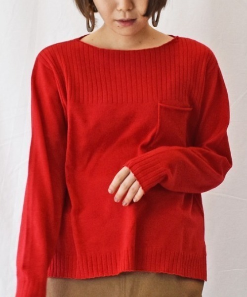 RANAN(ラナン)の「カシミヤタッチリブ使いポケット付ニット(ニット/セーター・レディース・レッド/オフホワイト/キャメル/ブラック・L/LL/M)」の4枚目の写真