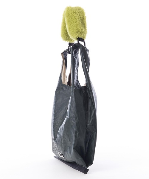 OUTDOOR PRODUCTS(アウトドアプロダクツ)の「【EC限定アイテム】PLATINA TOTE トートバッグ 持ち手がモコモコ(トートバッグ・レディース・グレー/カーキ/ブラウン・FREE)」の4枚目の写真