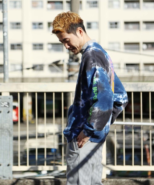 RVCA(ルーカ)の「RVCA メンズ 【TETSUNORI TAWARAYA】 PIPER TIEDYE CREW トレーナー【2020年秋冬モデル】/ルーカ スウェット タイダイ 袖プリント バックプリント(スウェット・メンズ・ブルー系その他・SMALL/MEDIUM/LARGE)」の12枚目の写真
