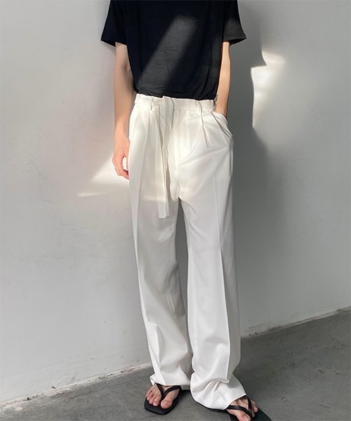 WESTBOY(ウエストボーイ)の「【COLN】Slacks Big Silhouette Flare Cut Two Tuck(スラックス・メンズ・ブラック/ホワイト・M/XL/L)」の1枚目の写真