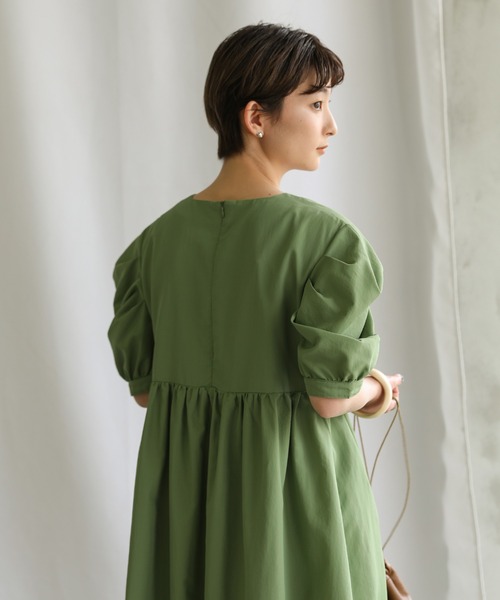 select MOCA（セレクトモカ）の「2021 SS カウルスリーブワンピース（ワンピース・レディース・ブラウン/グリーン/アイボリー・FREE）」の10枚目の写真
