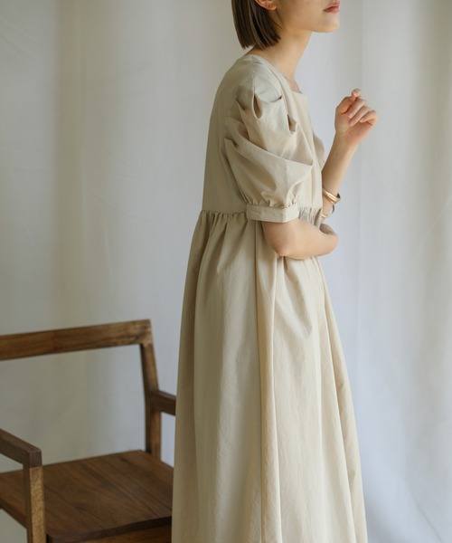 select MOCA（セレクトモカ）の「2021 SS カウルスリーブワンピース（ワンピース・レディース・ブラウン/グリーン/アイボリー・FREE）」の17枚目の写真