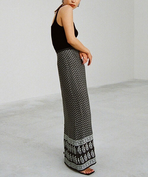 CREDONA（クレドナ）の「ニットアンサンブル（アンサンブル・レディース・ブラック/オートミール/ホワイト系その他・FREE）」の4枚目の写真