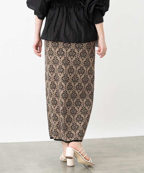 COLONY 2139(コロニートゥーワンスリーナイン)の「麻タッチダマスク柄ニットスカート(スカート・レディース・ブラック/ベージュ・FREE)」の6枚目の写真