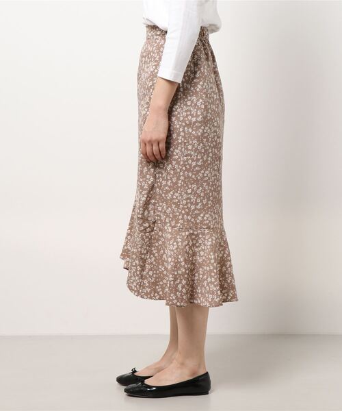 JUMELLE（ジュメロ）の「フラワーフレアスカート（スカート・レディース・ベージュ・FREE）」の5枚目の写真