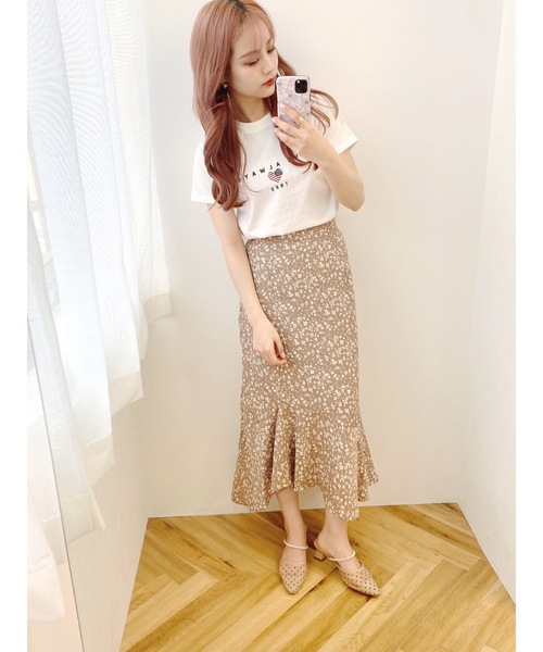 JUMELLE（ジュメロ）の「フラワーフレアスカート（スカート・レディース・ベージュ・FREE）」の6枚目の写真