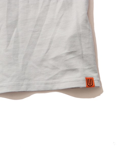 UNIVERSAL OVERALL(ユニバーサルオーバーオール)の「UNIVERSAL OVERALL/ユニバーサルオーバーオール SALOON GRAPHIC TEE 半袖Tシャツ(Tシャツ/カットソー・メンズ・チャコール/ホワイト/グレー/ラベンダー・L/M/XL)」の12枚目の写真