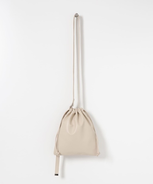 SENSE OF PLACE by URBAN RESEARCH（センスオブプレイスバイアーバンリサーチ）の「フェイクレザーキンチャクショルダーバッグ（バックパック/リュック・メンズ・チャコールグレー/ブラック/カーキ/ライトベージュ・ONE）」の12枚目の写真