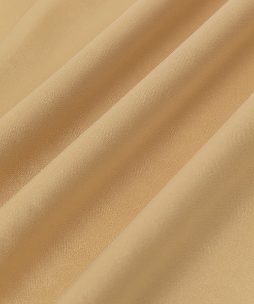 ADAM ET ROPE'(アダムエロペ)の「サテンTブラウス(Tシャツ/カットソー・レディース・ベージュ/オフホワイト・FREE)」の8枚目の写真