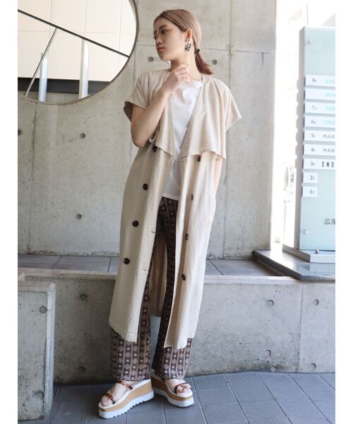 MURUA(ムルーア)の「リネンタッチロングベスト(ベスト・レディース・ベージュ/カーキ・FREE)」の2枚目の写真