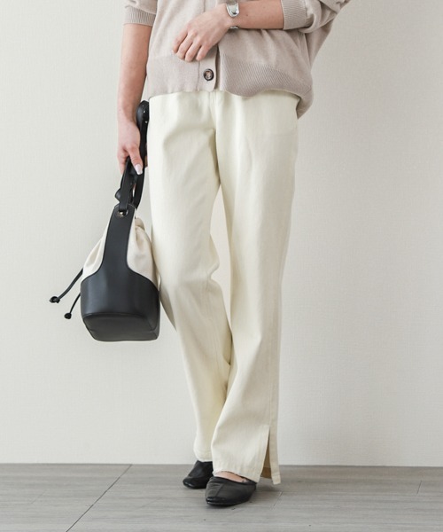 La-gemme(ラジェム)の「サイドスリットデニムパンツ(デニムパンツ・レディース・インディゴブルー/ホワイト/ブラック・M/L)」の11枚目の写真