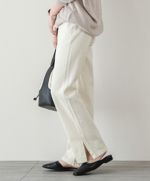 La-gemme(ラジェム)の「サイドスリットデニムパンツ(デニムパンツ・レディース・インディゴブルー/ホワイト/ブラック・M/L)」の20枚目の写真