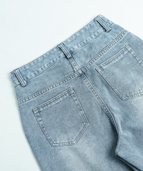 La-gemme(ラジェム)の「サイドスリットデニムパンツ(デニムパンツ・レディース・インディゴブルー/ホワイト/ブラック・M/L)」の16枚目の写真