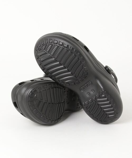 crocs(クロックス)の「crocs Women's Crocs Classic Bae Clog / クロックス ウィメンズ クラシック ベイ クロッグ(サンダル・レディース・ホワイト/ブラック・23.0cm/24.0cm/25.0cm/22.0cm)」の6枚目の写真