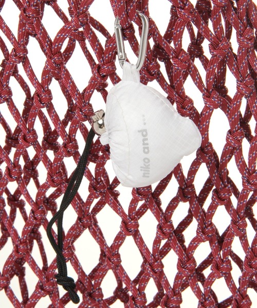 niko and...（ニコアンド）の「オリジナルサブバッグ付きアミトートバッグ（トートバッグ・レディース・ブラック/ベージュ/レッド/カーキ・0）」の7枚目の写真