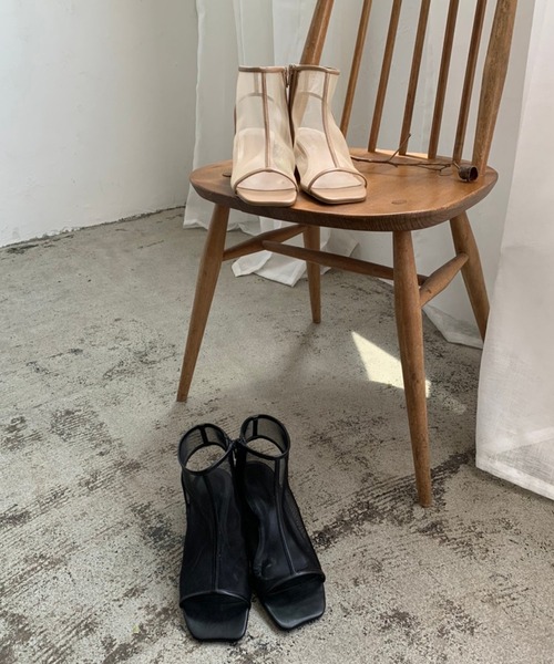 CAPRICIEUX LE'MAGE(カプリシューレマージュ)の「チュールサンダルブーツ(サンダル・レディース・ブラック/ベージュ・38/37)」の12枚目の写真