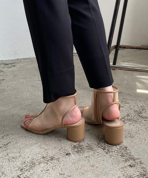 CAPRICIEUX LE'MAGE(カプリシューレマージュ)の「チュールサンダルブーツ(サンダル・レディース・ブラック/ベージュ・38/37)」の11枚目の写真