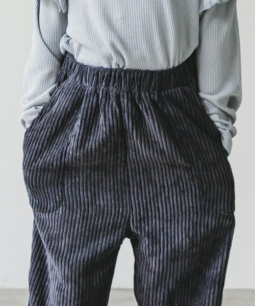 pairmanon(ペアマノン)の「ユニセックスサルエル風コーデュロイ10分丈パンツ(その他パンツ・キッズ・グレー/モカ/ブラック/カーキ/ラベンダー/ネイビー・120/130/110/140/100/150/90)」の11枚目の写真