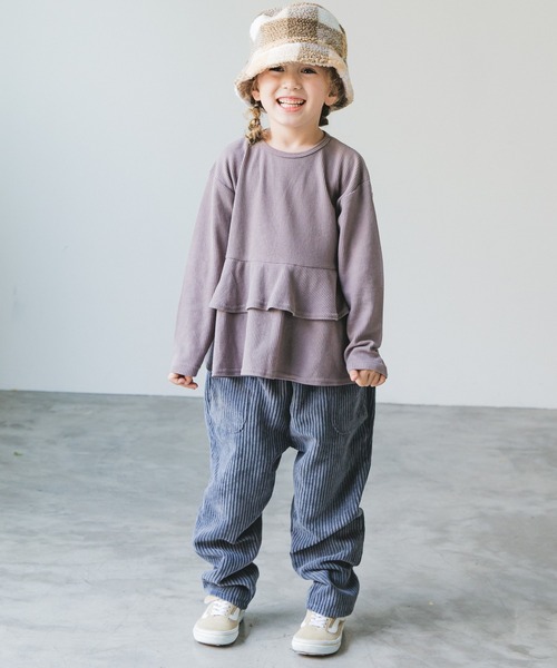 pairmanon(ペアマノン)の「ユニセックスサルエル風コーデュロイ10分丈パンツ(その他パンツ・キッズ・グレー/モカ/ブラック/カーキ/ラベンダー/ネイビー・120/130/110/140/100/150/90)」の14枚目の写真