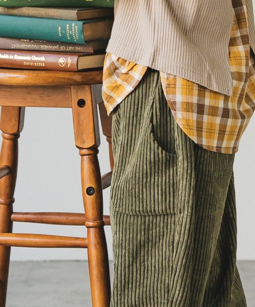 pairmanon(ペアマノン)の「ユニセックスサルエル風コーデュロイ10分丈パンツ(その他パンツ・キッズ・グレー/モカ/ブラック/カーキ/ラベンダー/ネイビー・120/130/110/140/100/150/90)」の15枚目の写真