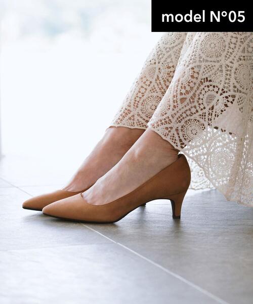green label relaxing（グリーンレーベルリラクシング）の「ポインテッド プレーン パンプス(5cmヒール)（パンプス・レディース・ブラック/ブラウン/グレー/ライム・22cm/22.5cm/23cm/23.5cm/24cm/24.5cm/25cm/25.5cm）」の3枚目の写真