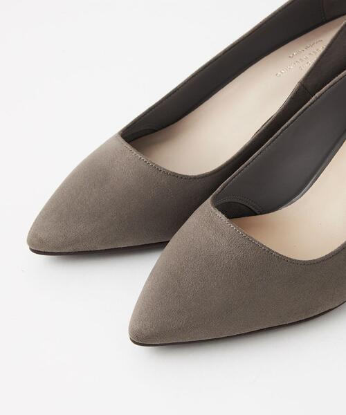 green label relaxing（グリーンレーベルリラクシング）の「ポインテッド プレーン パンプス(5cmヒール)（パンプス・レディース・ブラック/ブラウン/グレー/ライム・22cm/22.5cm/23cm/23.5cm/24cm/24.5cm/25cm/25.5cm）」の9枚目の写真