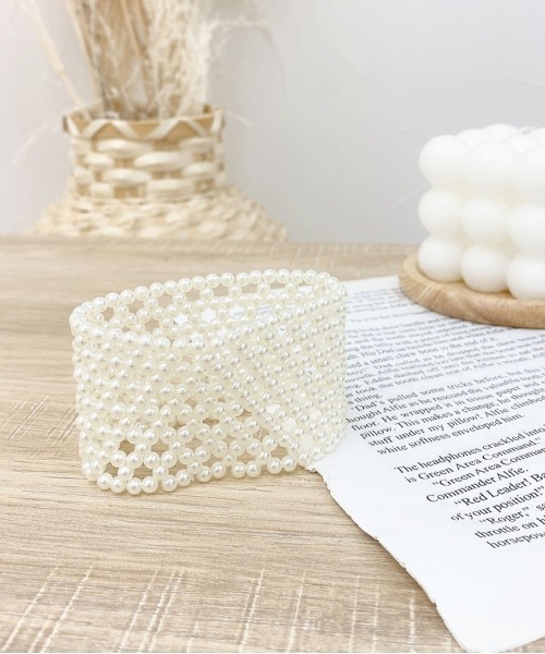 apres jour（アプレジュール）の「【apres jour×ARIAZ】ビーズバングル（バングル/リストバンド・レディース・オフホワイト・FREE）」の2枚目の写真