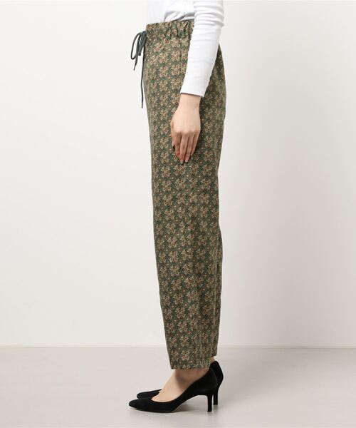 Samansa Mos2 blue（サマンサモスモスブルー）の「アソートプリントパンツ（その他パンツ・レディース・ベージュ/ライトベージュ/グリーン・ﾌﾘ-）」の4枚目の写真