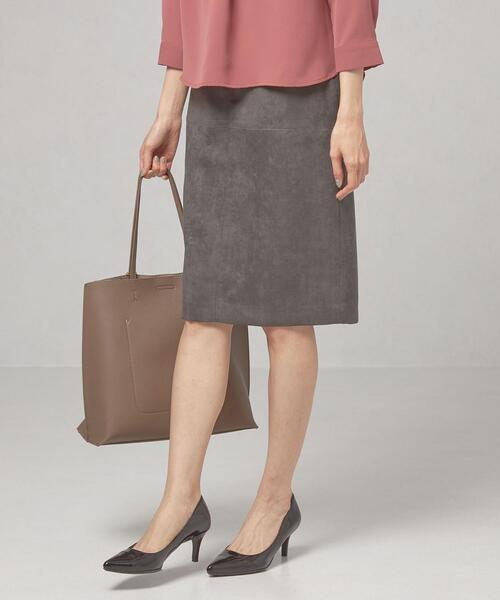 closet story（クローゼットストーリー）の「＜closet story（クローゼットストーリー）＞フェイクスエード バックジップ タイトスカート -ウォッシャブル-（スカート・レディース・ライトグレー/イエロー/ダークグレー/ライトピンク・FREE）」の17枚目の写真