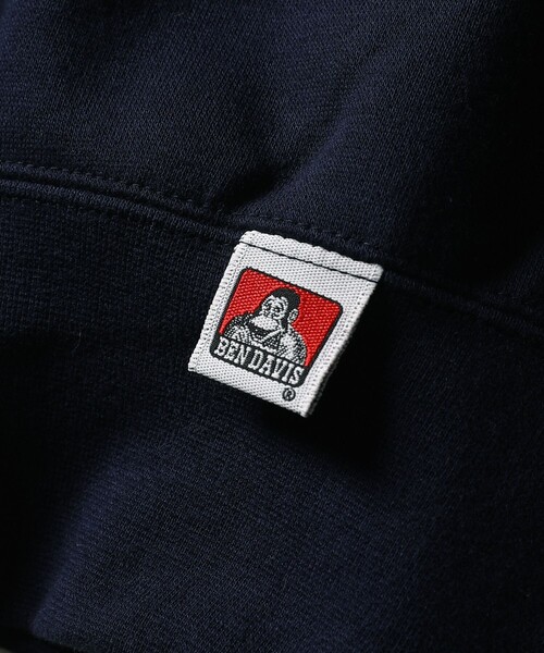 FREAK'S STORE(フリークスストア)の「WEB限定 BEN DAVIS×FREAK'S STORE/ベンデイビス 別注 カレッジデザイン クルーネックスウェット/プルオーバー/セットアップ対応(スウェット・メンズ・サックスブルー/グリーン/ブラック/ライトグレー/ネイビー・MEDIUM/LARGE/X-LARGE/SMALL)」の9枚目の写真