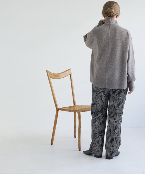 MJUKA.（ミューカ）の「MODERN LINE PATTARNパンツ（その他パンツ・レディース・ネイビー系/グリーン系・FREE）」の7枚目の写真