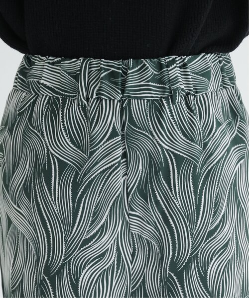 MJUKA.（ミューカ）の「MODERN LINE PATTARNパンツ（その他パンツ・レディース・ネイビー系/グリーン系・FREE）」の18枚目の写真