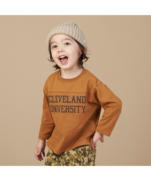 petit main（プティマイン）の「【オーガニック】カレッジロゴロンT（Tシャツ/カットソー・キッズ・オフホワイト/チャコール/キャメル/グリーン・100cm/90cm/80ｃｍ/130cm/120cm/110cm）」の4枚目の写真