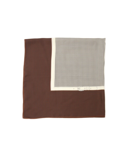 human woman(ヒューマンウーマン)の「◆オリジナル大判スカーフ(ストール/ショール・レディース・ダークインディゴブルー/クリアブラウン・フリ-)」の7枚目の写真