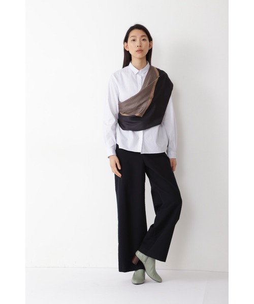 human woman(ヒューマンウーマン)の「◆オリジナル大判スカーフ(ストール/ショール・レディース・ダークインディゴブルー/クリアブラウン・フリ-)」の10枚目の写真