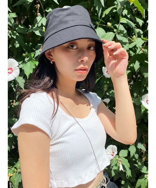 EVRIS（エヴリス）の「バケットハット（ハット・レディース・ホワイト/ブラック・FREE）」の2枚目の写真