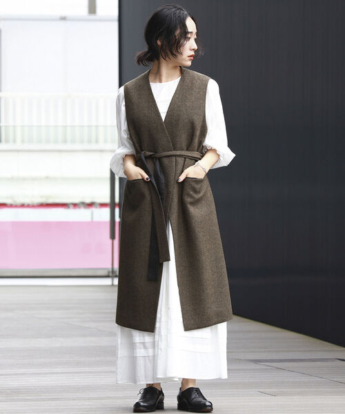 BEAMS LIGHTS（ビームスライツ）の「BEAMS LIGHTS × 長屋なぎさ / ツイード ジレ（ベスト・レディース・ブラック/ブラウン・ONE SIZE）」の5枚目の写真
