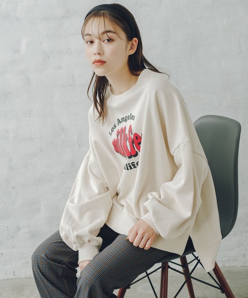 MILKFED.（ミルクフェド）の「VOLUME SLEEVE SWEAT TOP（スウェット・レディース・オフホワイト/オリーブ/ネイビー・ONE SIZE）」の2枚目の写真