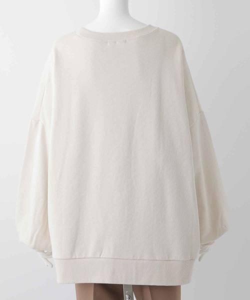 MILKFED.（ミルクフェド）の「VOLUME SLEEVE SWEAT TOP（スウェット・レディース・オフホワイト/オリーブ/ネイビー・ONE SIZE）」の10枚目の写真