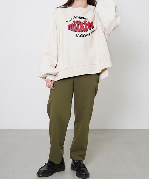 MILKFED.（ミルクフェド）の「VOLUME SLEEVE SWEAT TOP（スウェット・レディース・オフホワイト/オリーブ/ネイビー・ONE SIZE）」の21枚目の写真