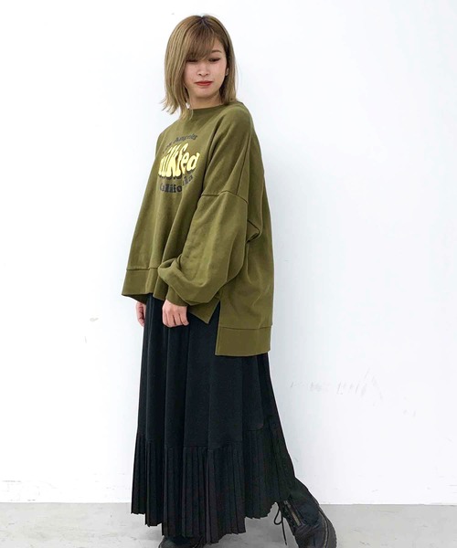 MILKFED.（ミルクフェド）の「VOLUME SLEEVE SWEAT TOP（スウェット・レディース・オフホワイト/オリーブ/ネイビー・ONE SIZE）」の20枚目の写真