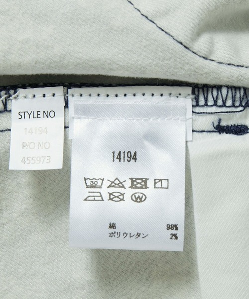 MADEMOISELLE ROPE'(マドモアゼル ロペ)の「【ROLLA'S】オリジナルストレートフラワープリントデニム(デニムパンツ・レディース・ネイビー・34/36/38)」の7枚目の写真