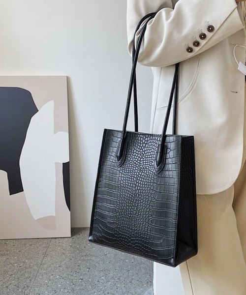me+em select（ミームセレクト）の「ミニポーチ付きクロコ柄トートバッグ（トートバッグ・レディース・ブラック/ベージュ/ブラウン/アイボリー・FREE）」の13枚目の写真