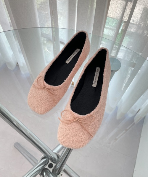 by muni:r（バイ ムニール）の「リボン ラウンドト フラット シューズ（バレエシューズ・レディース・スカイブルー/ブラック/ピンク/イエロー/アイボリー・23.0cm/24.0cm/25.0cm）」の5枚目の写真