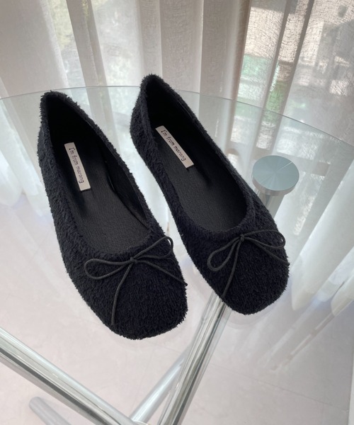 by muni:r（バイ ムニール）の「リボン ラウンドト フラット シューズ（バレエシューズ・レディース・スカイブルー/ブラック/ピンク/イエロー/アイボリー・23.0cm/24.0cm/25.0cm）」の6枚目の写真