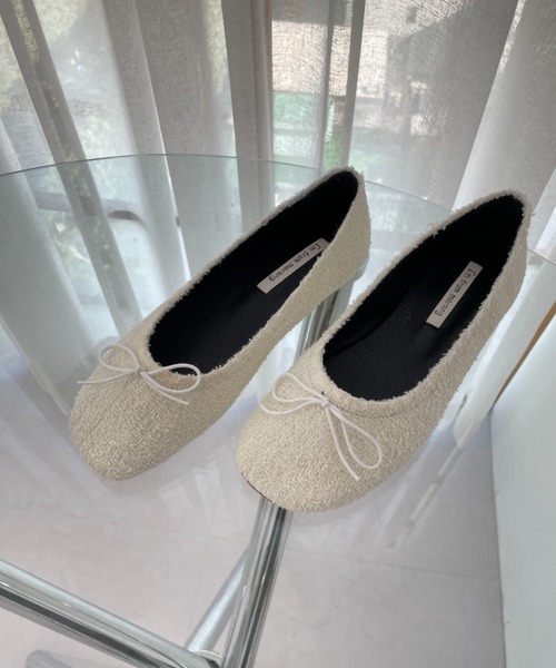 by muni:r（バイ ムニール）の「リボン ラウンドト フラット シューズ（バレエシューズ・レディース・スカイブルー/ブラック/ピンク/イエロー/アイボリー・23.0cm/24.0cm/25.0cm）」の18枚目の写真